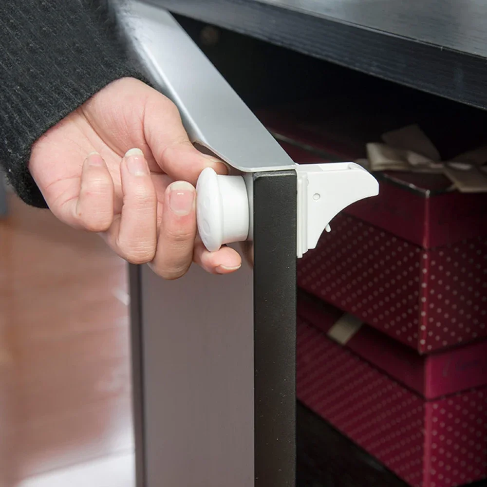 Baby Safety Lock Invisible Loc - Medicine Cabinet Lock reseña y precio